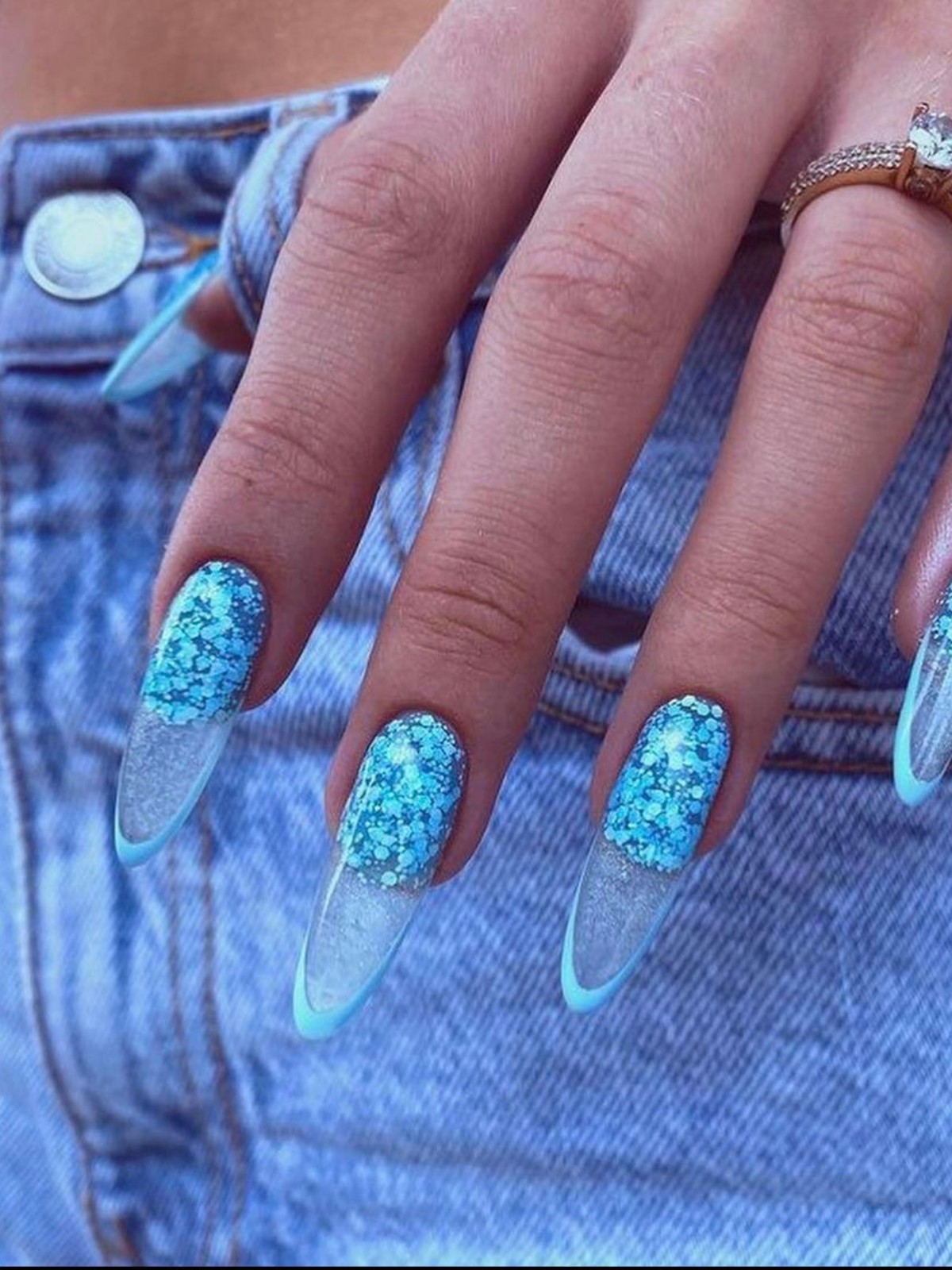 Glacial Glamour: Frosted Tips with Turquoise Glitter