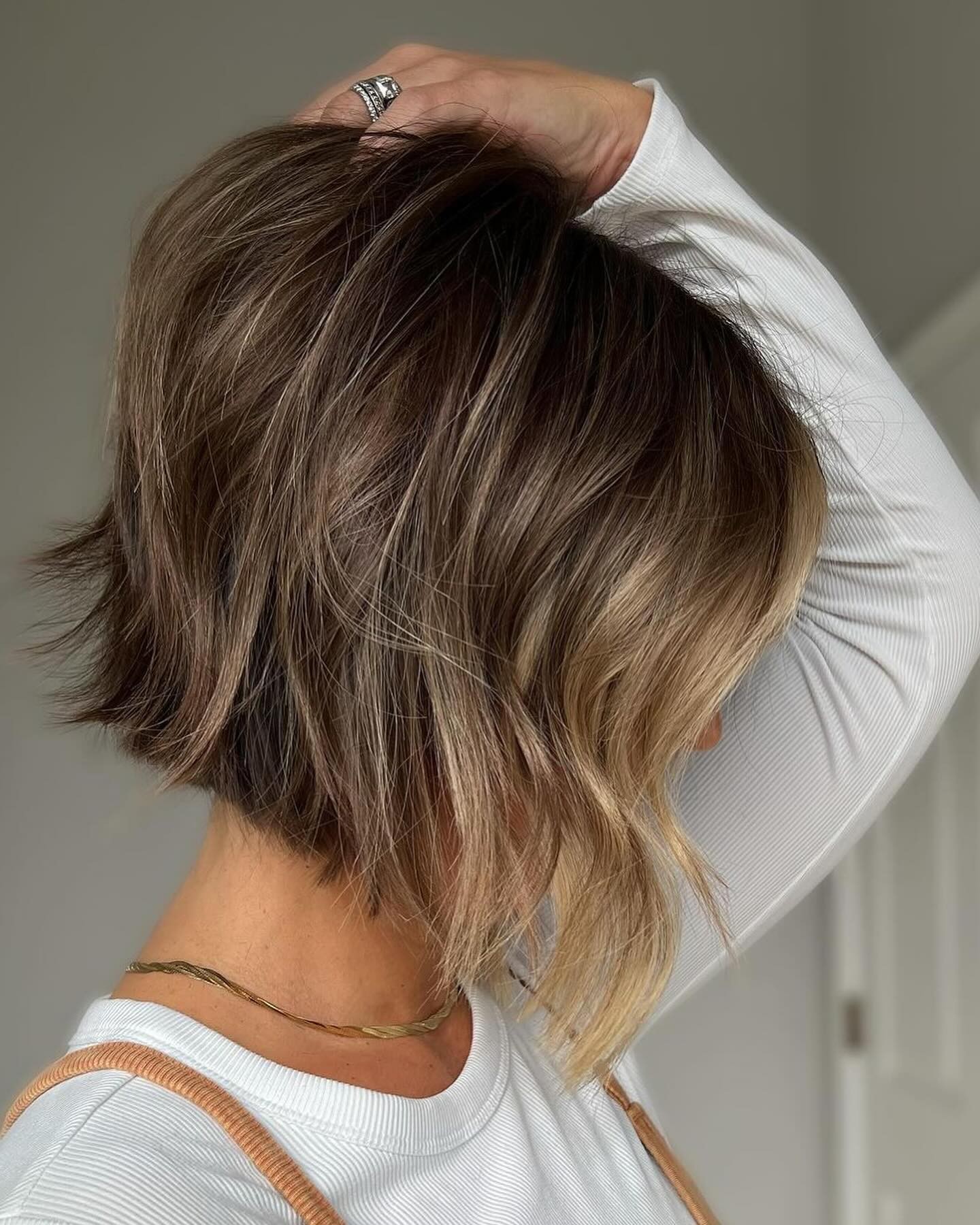 The Textured Lob: Effortless Elegance