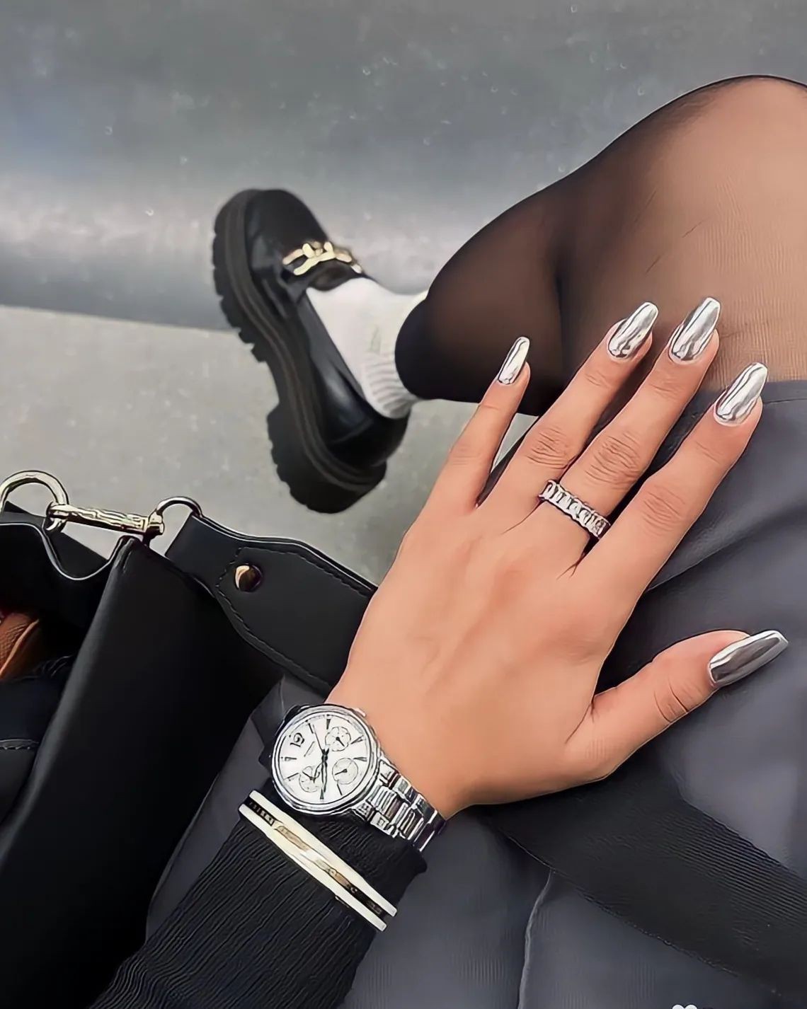 Full Chrome Nails