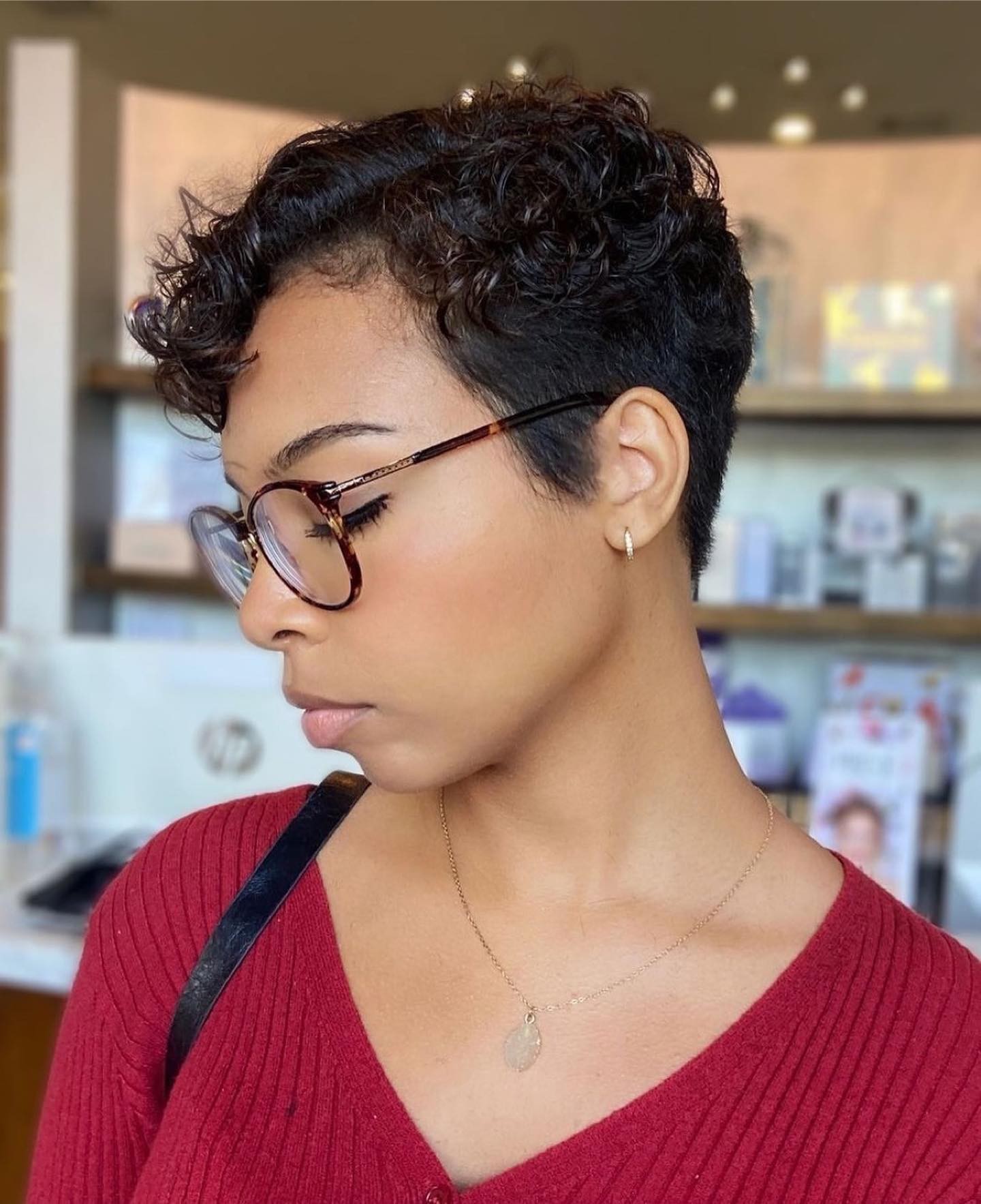 The Sleek and Chic Pixie