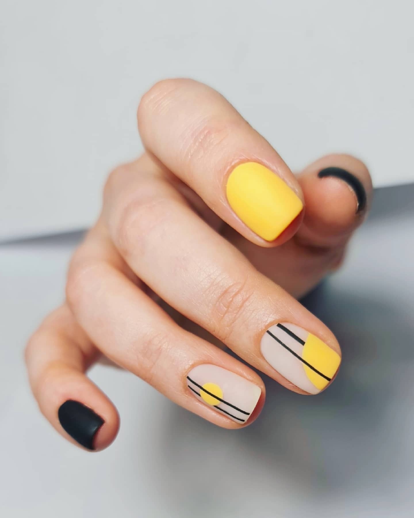 Geometric Yellow and Black