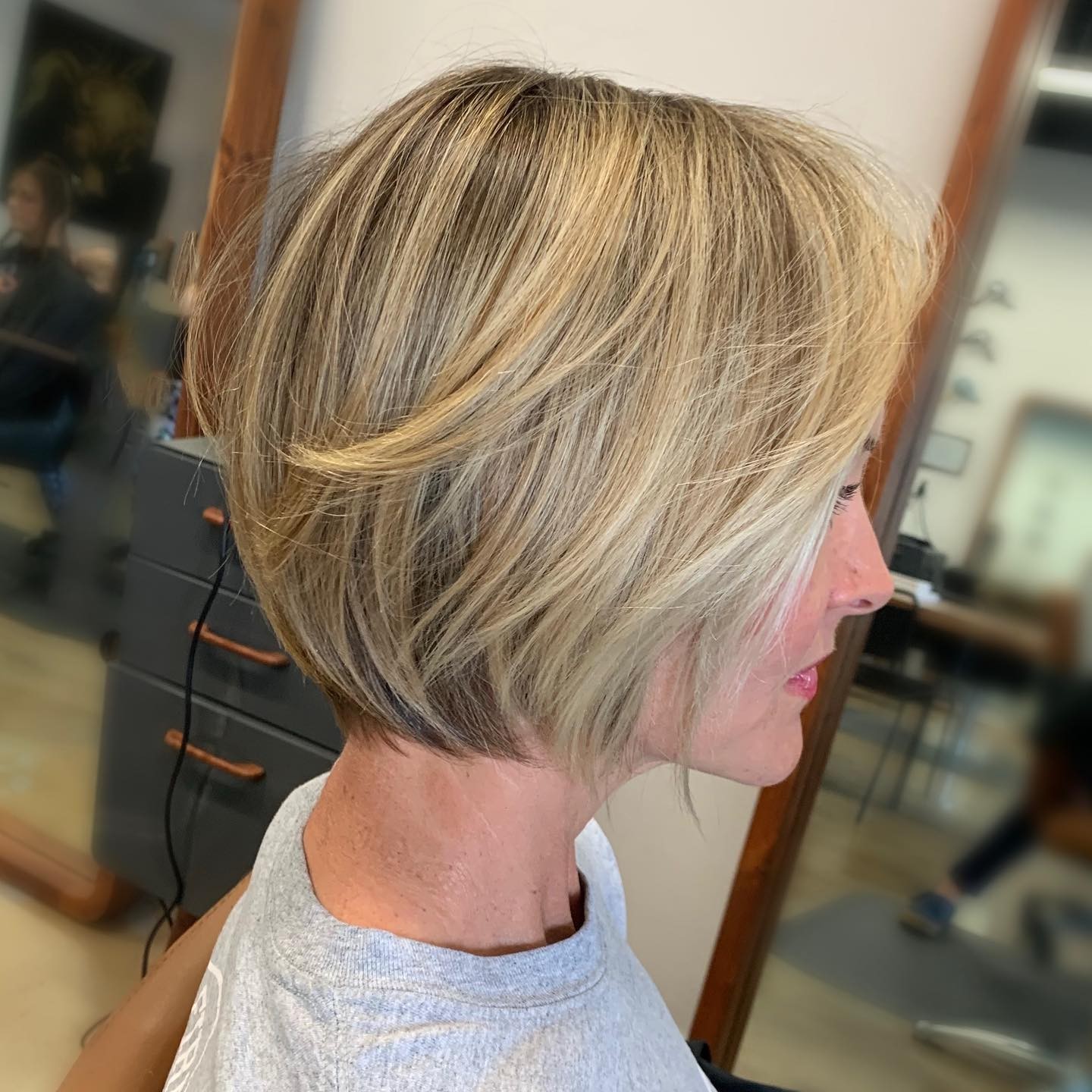 Sun-Kissed Layered Bob