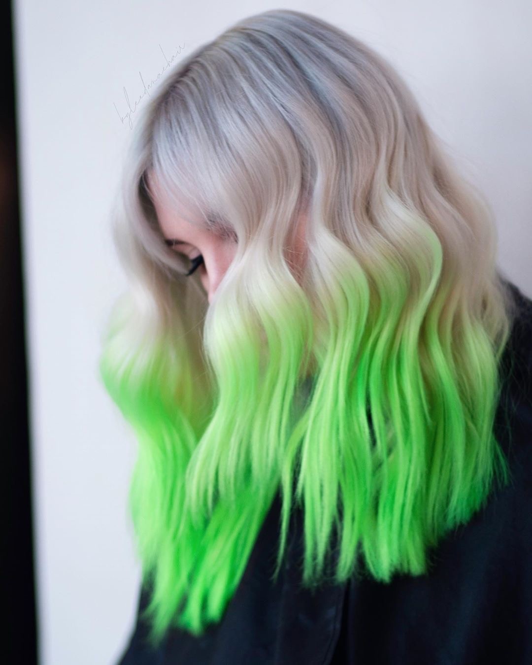 Soft Green Waves