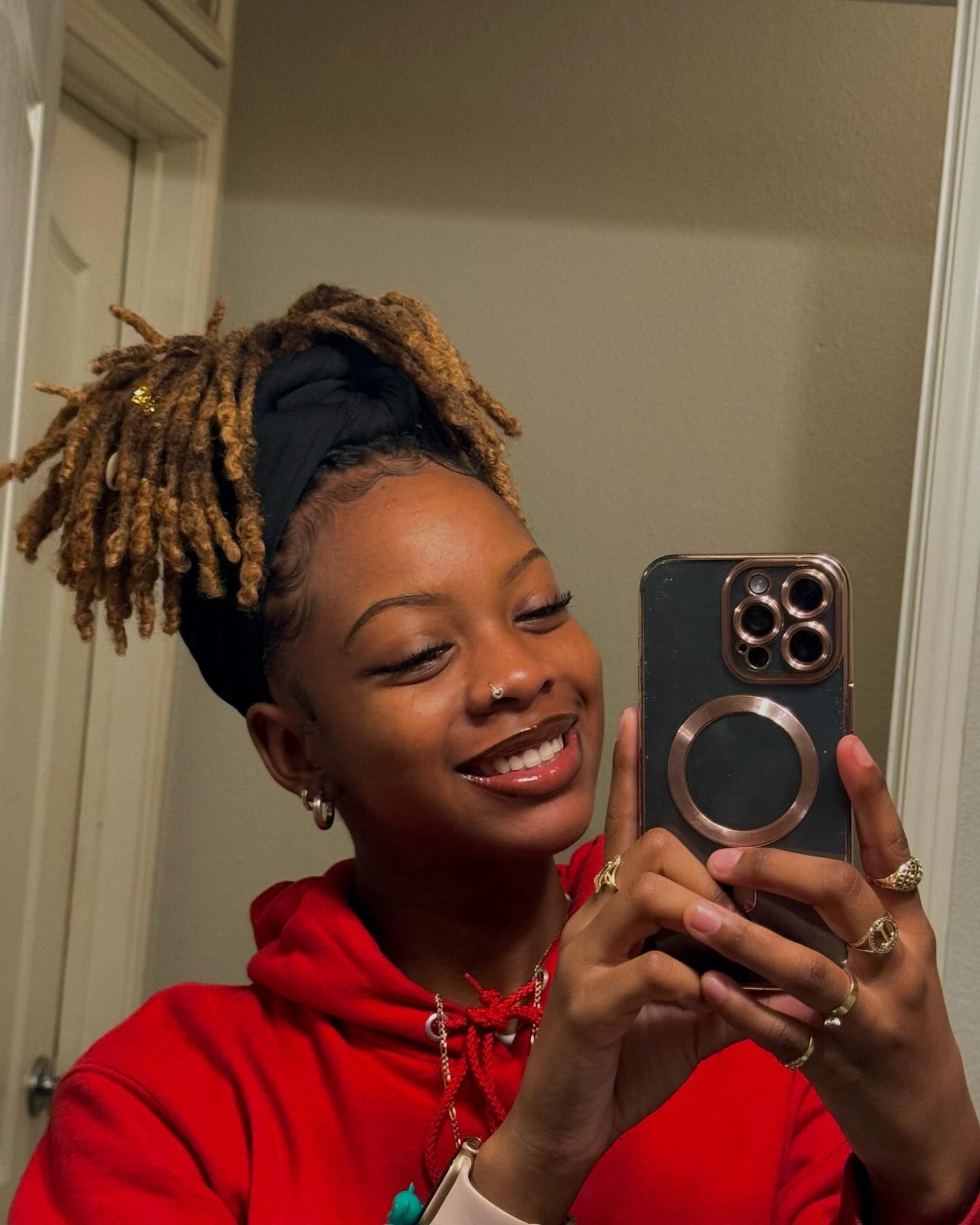 Casual Charm: Short Locs with a Band