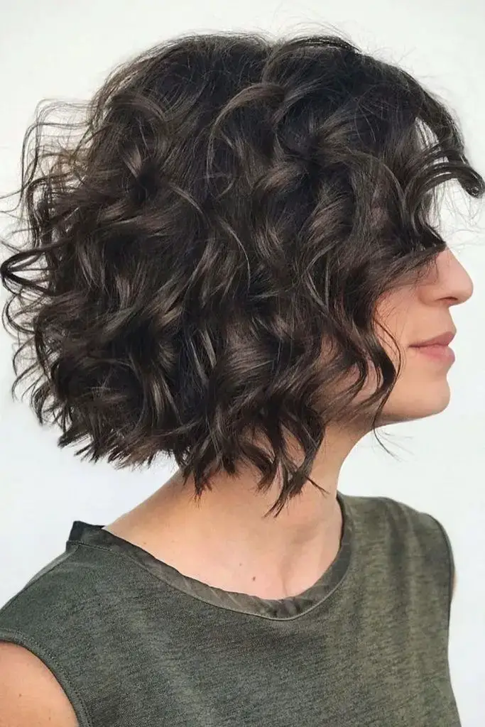 The Dark and Dramatic Wavy Bob