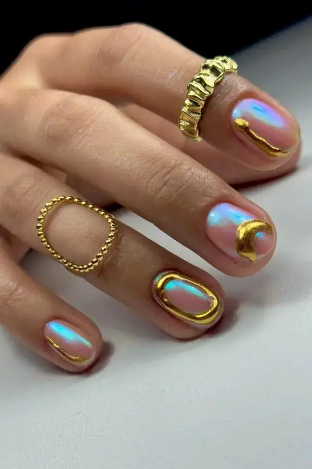 Holographic Gold