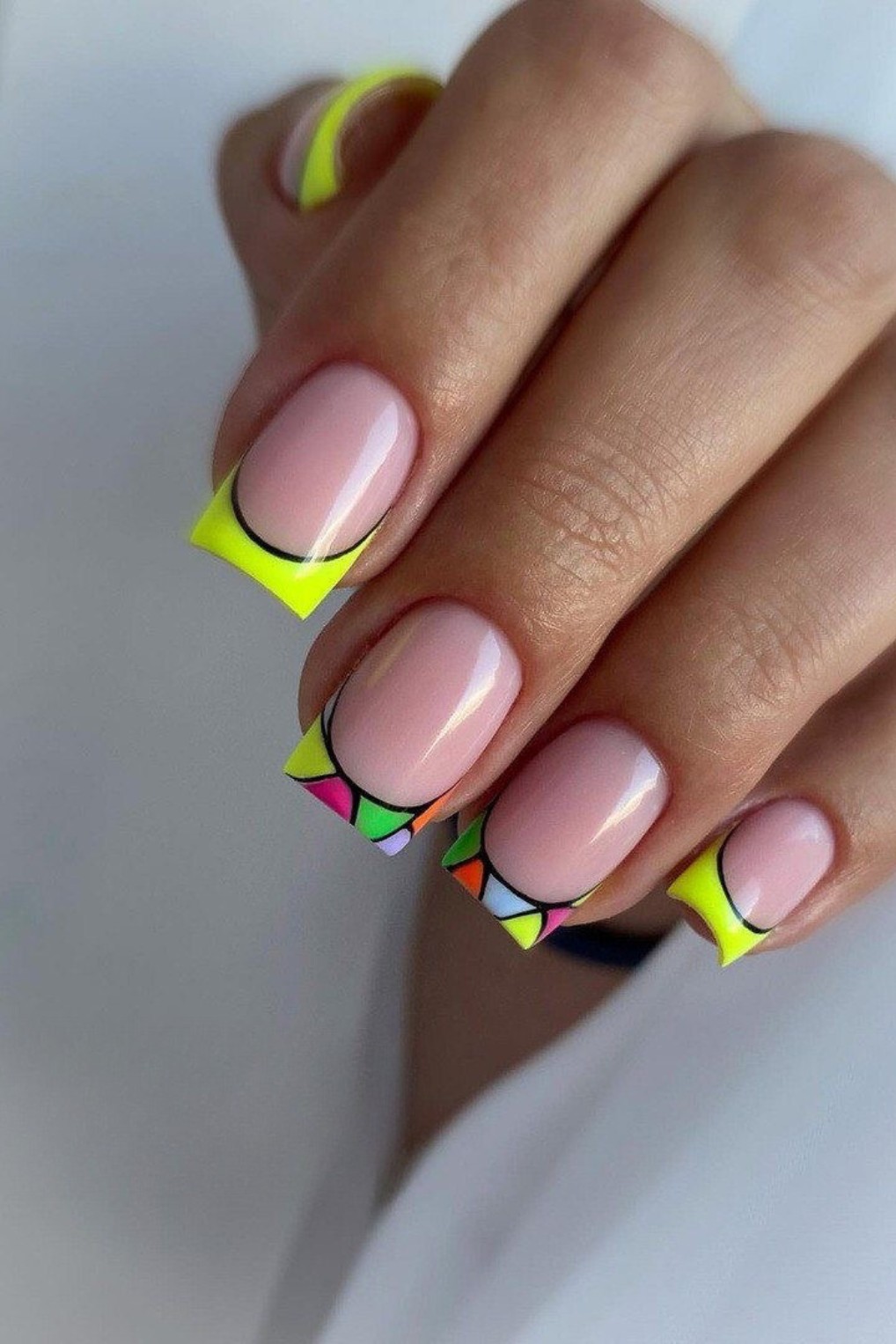 Neon Geometry: Highlighting Spring with Precision