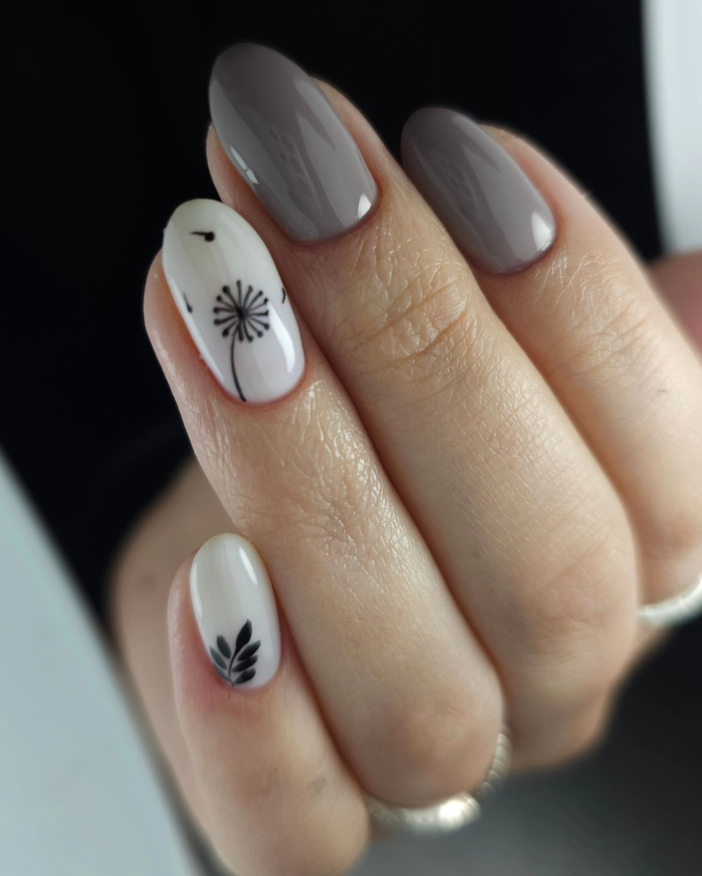 Minimalist Black and White Floral