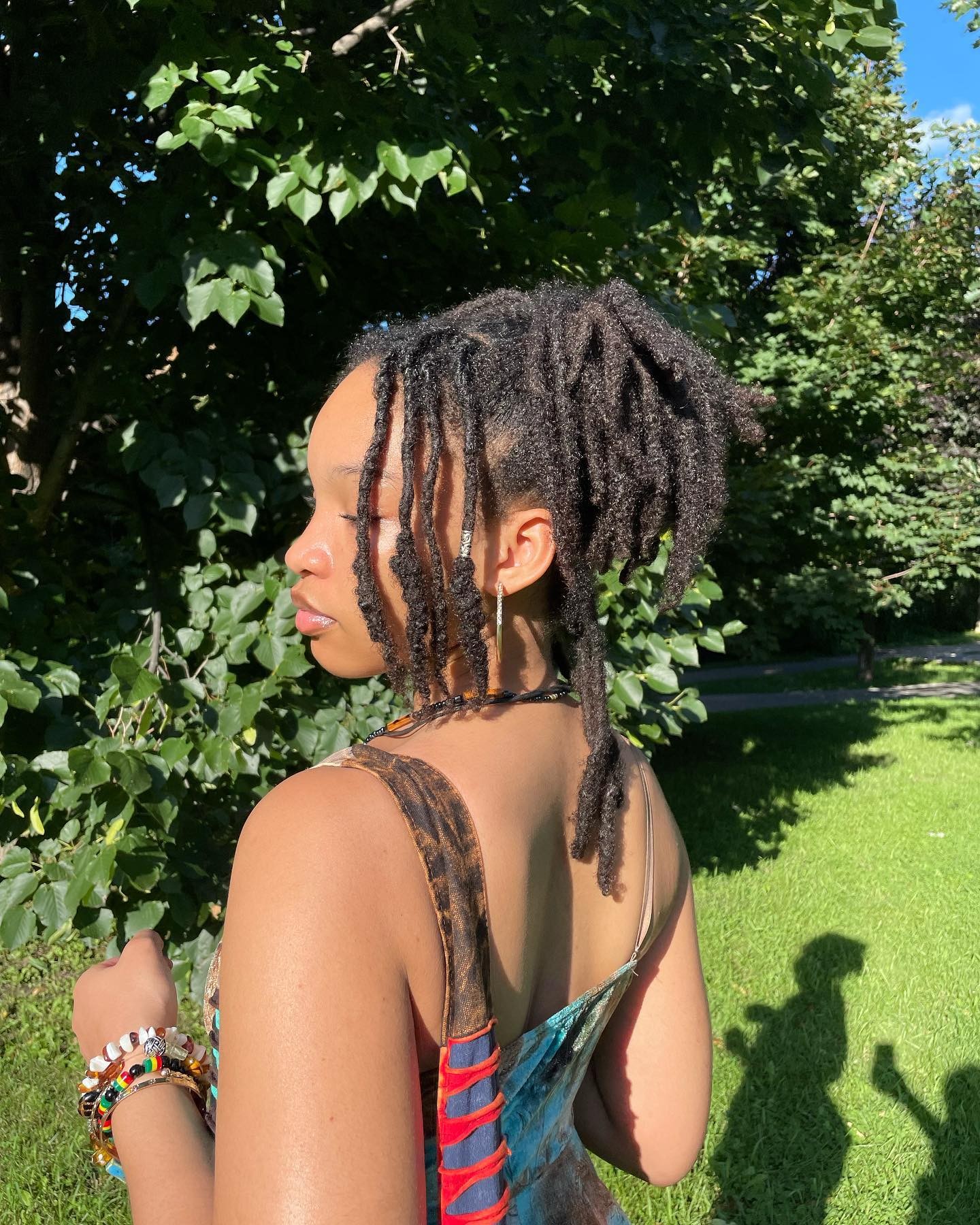 Playful Short Twists