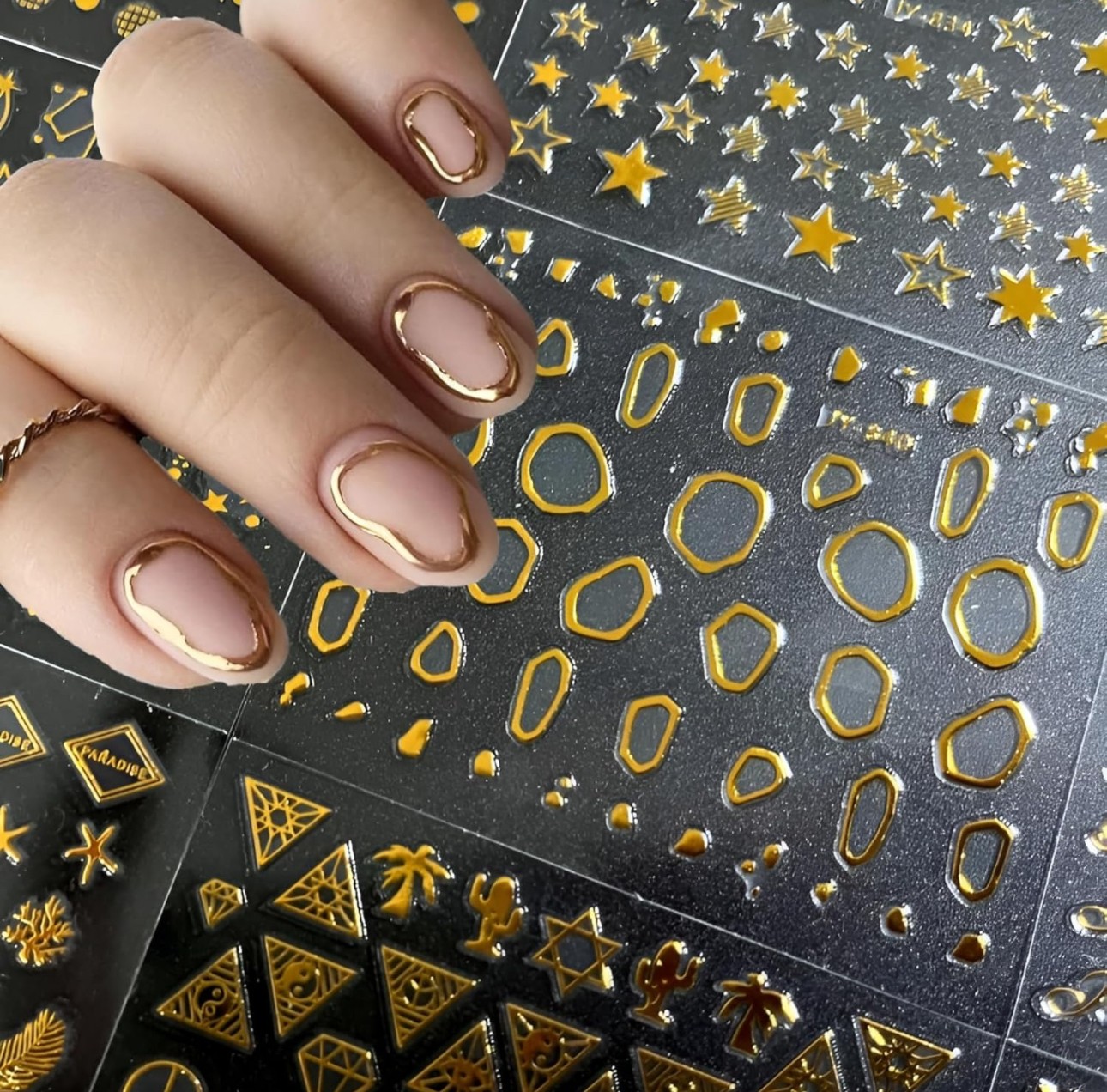 Gold Outline Nails