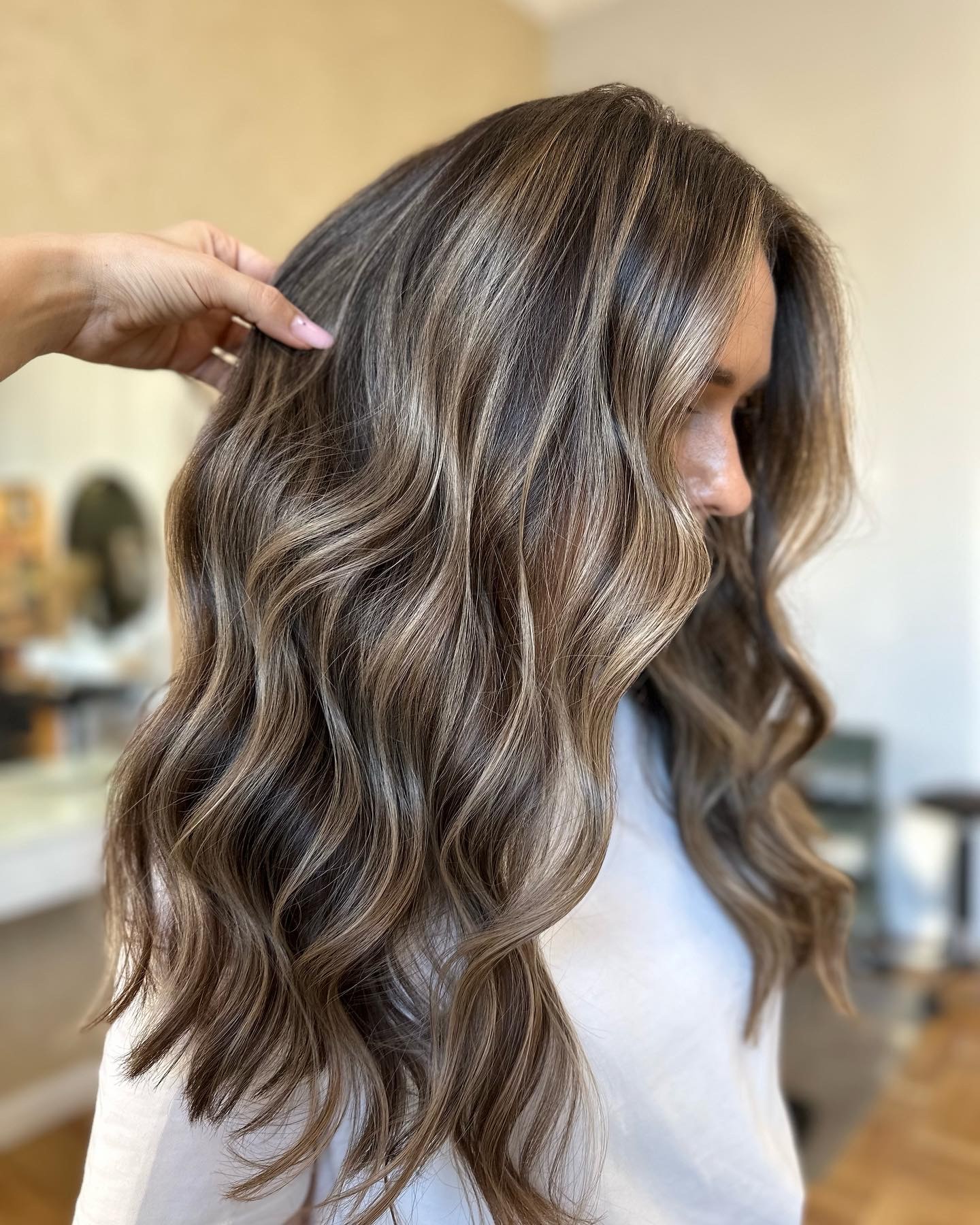 Soft Brunette Waves