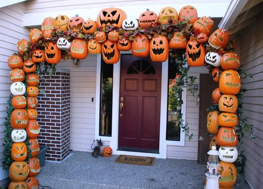 Multicolor Foam Jack O’Lantern Stacked Archway