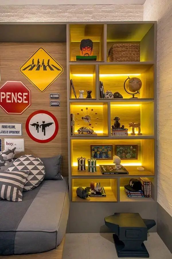 Bright Backlit Pop Culture Quarters