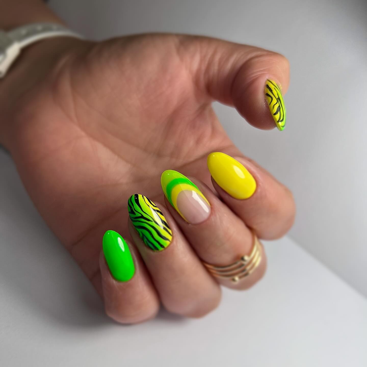 Neon Waves and Zebra Stripes