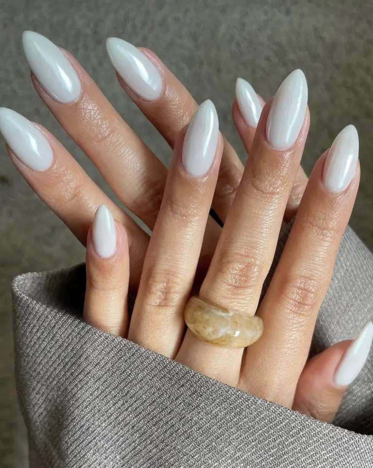 23 White Chrome Nails 2024: Dazzling Trends For Stylish Manicures