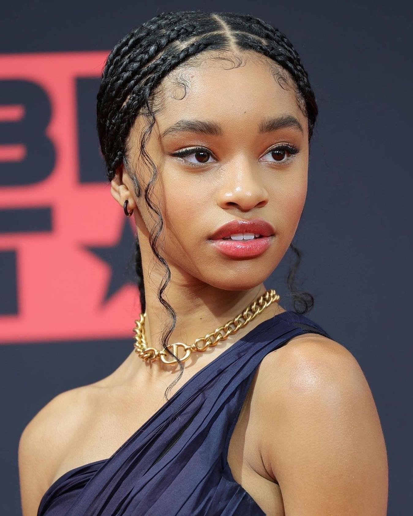 The Sleek and Modern Cornrow Glamour