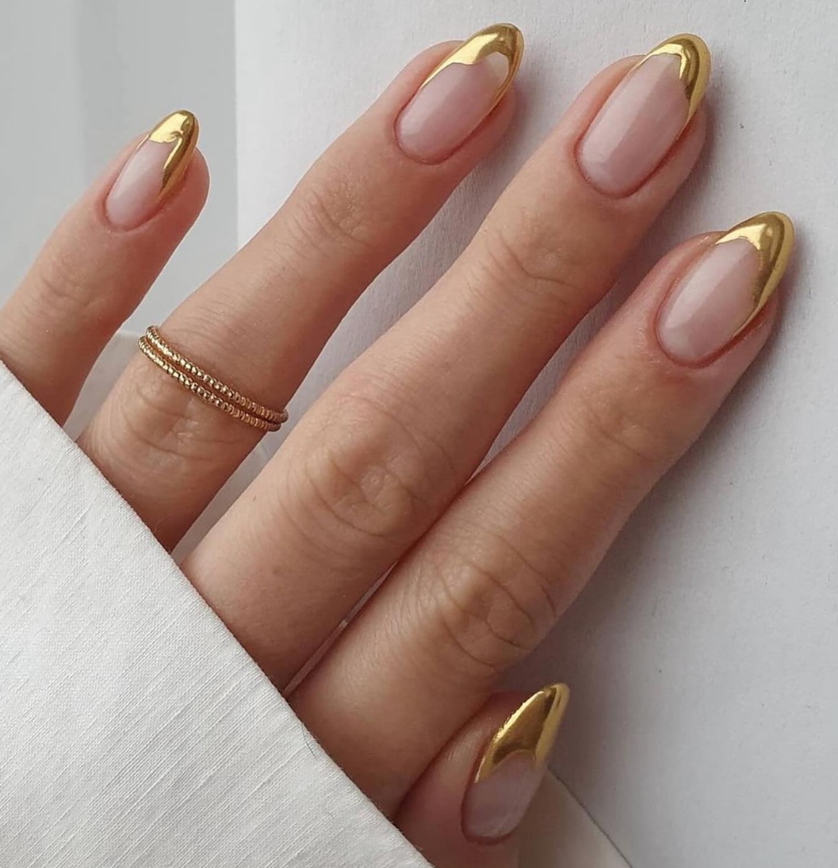 Golden Crescent: Chic and Stylish