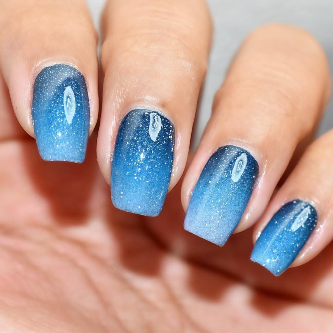 Deep Blue Glitter Gradient