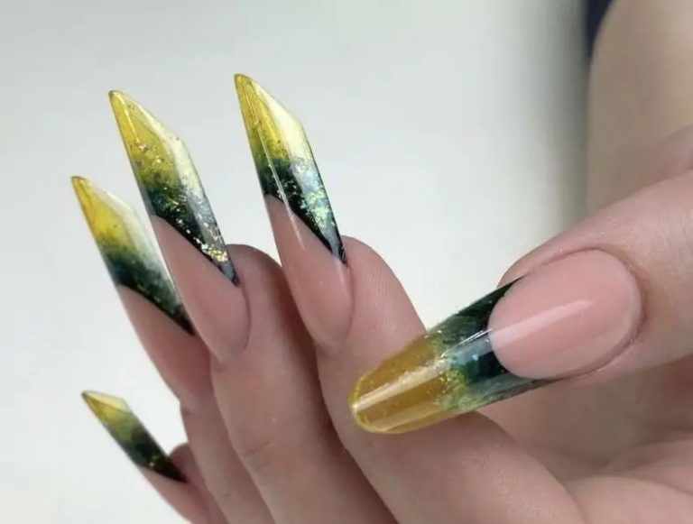 Top 25 Trendy Oval Acrylic Nail Designs For A Stylish 2024 Look