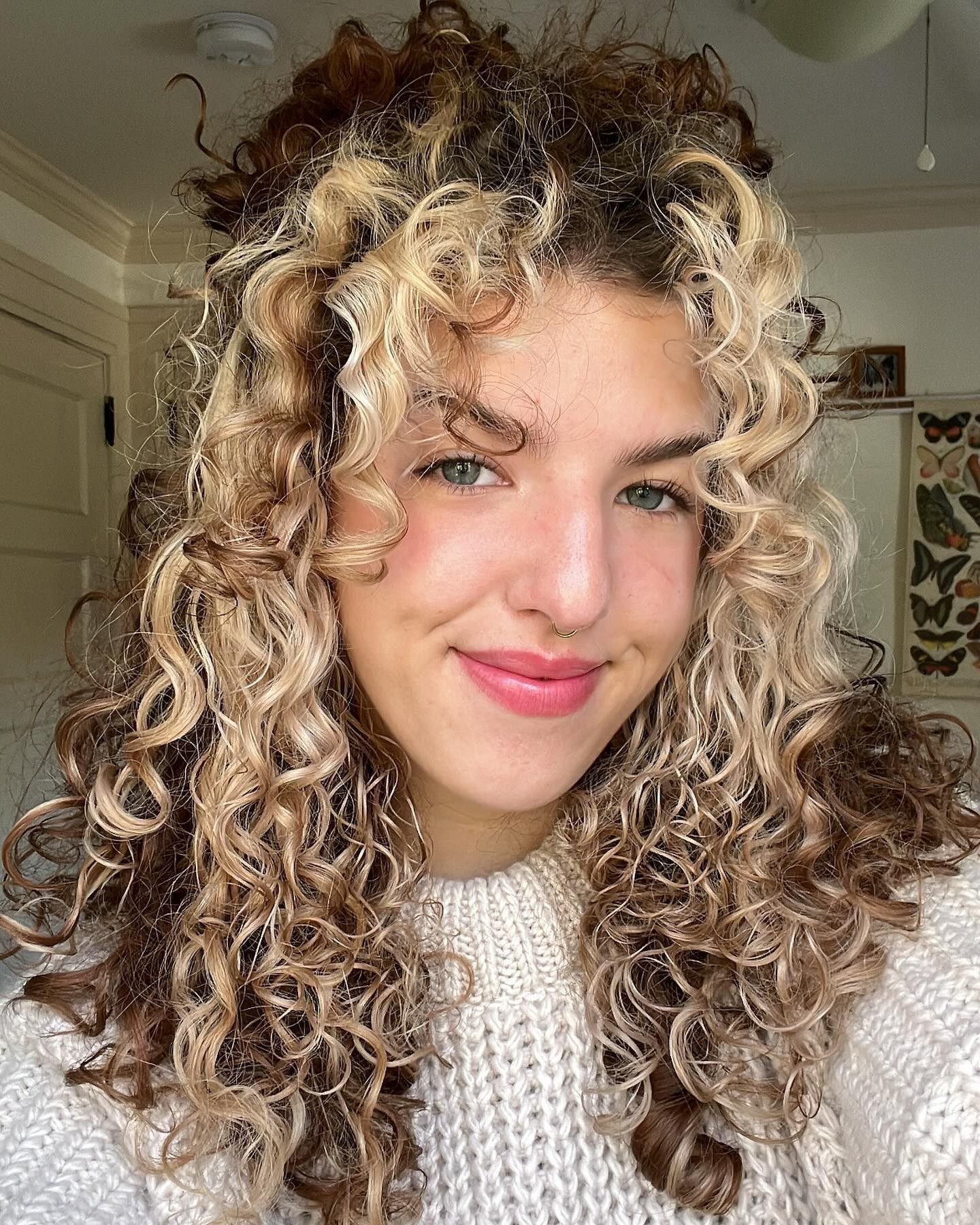 Voluminous Blonde Curls