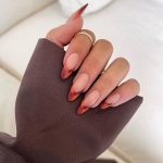 Discover 32 Fall Nails 2024: Chic Trends & Seasonal Nail Art Ideas