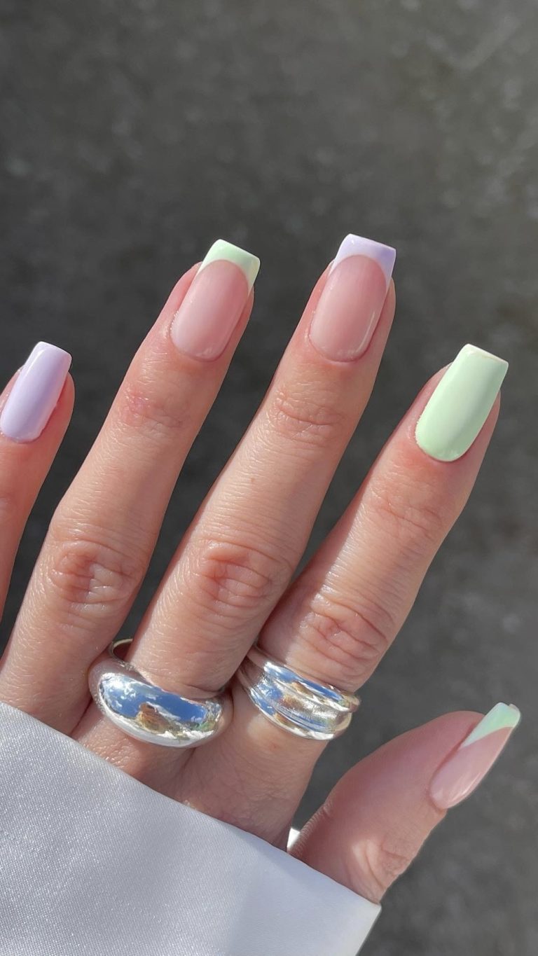 20 Spring French Nail Color Tips Ideas 2024: Unveil Trendsetting Manicures!