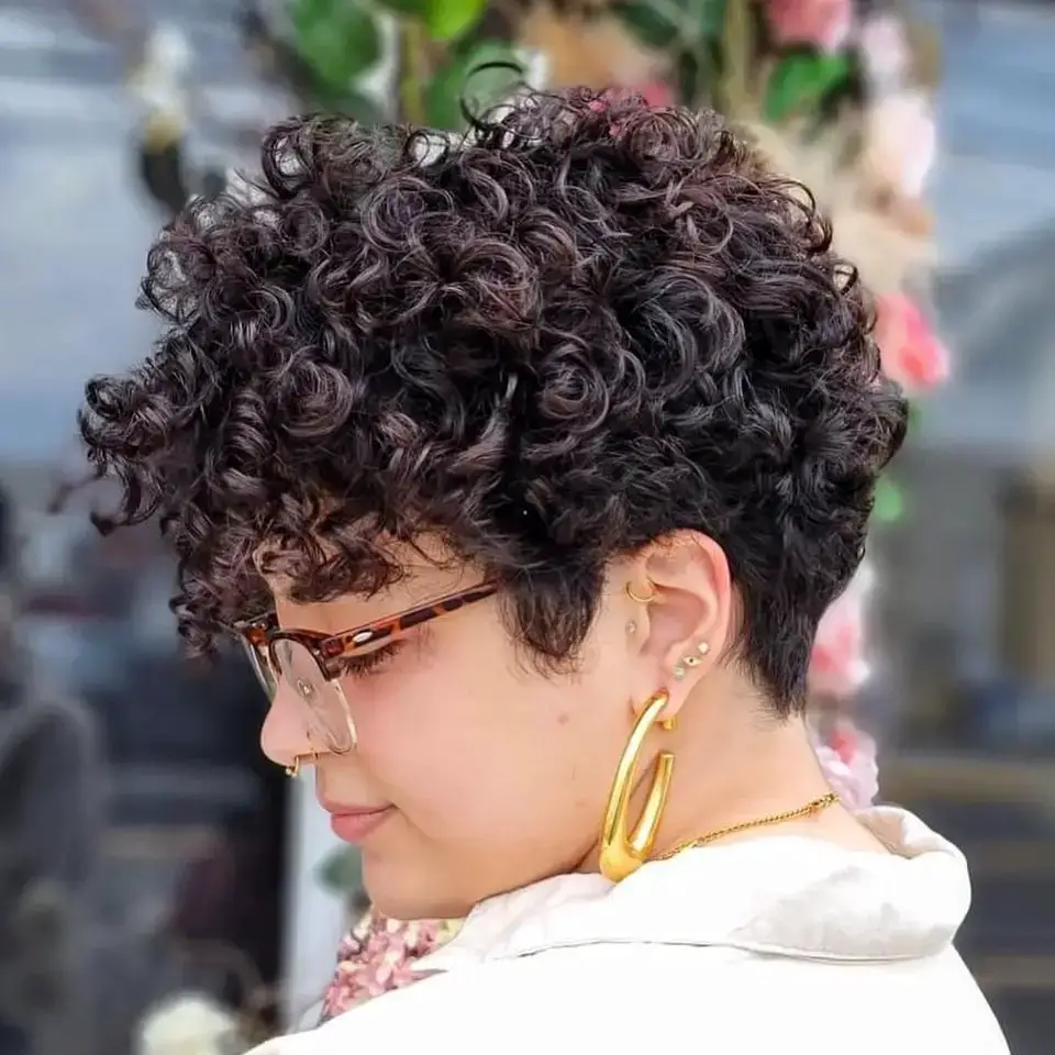 Modern Curly Shag with a Retro Flair