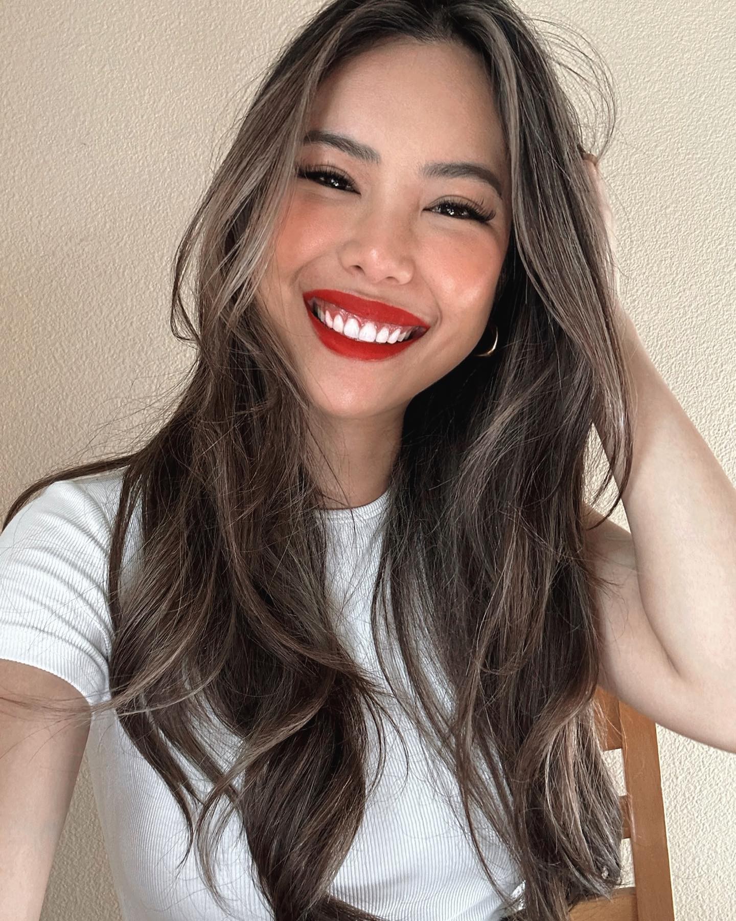 Effortless Waves with a Bright Smile