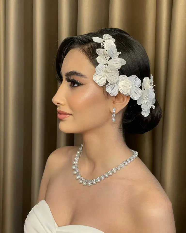 31 Bridal Hair Accessories To Elevate Your Wedding Look In 2024